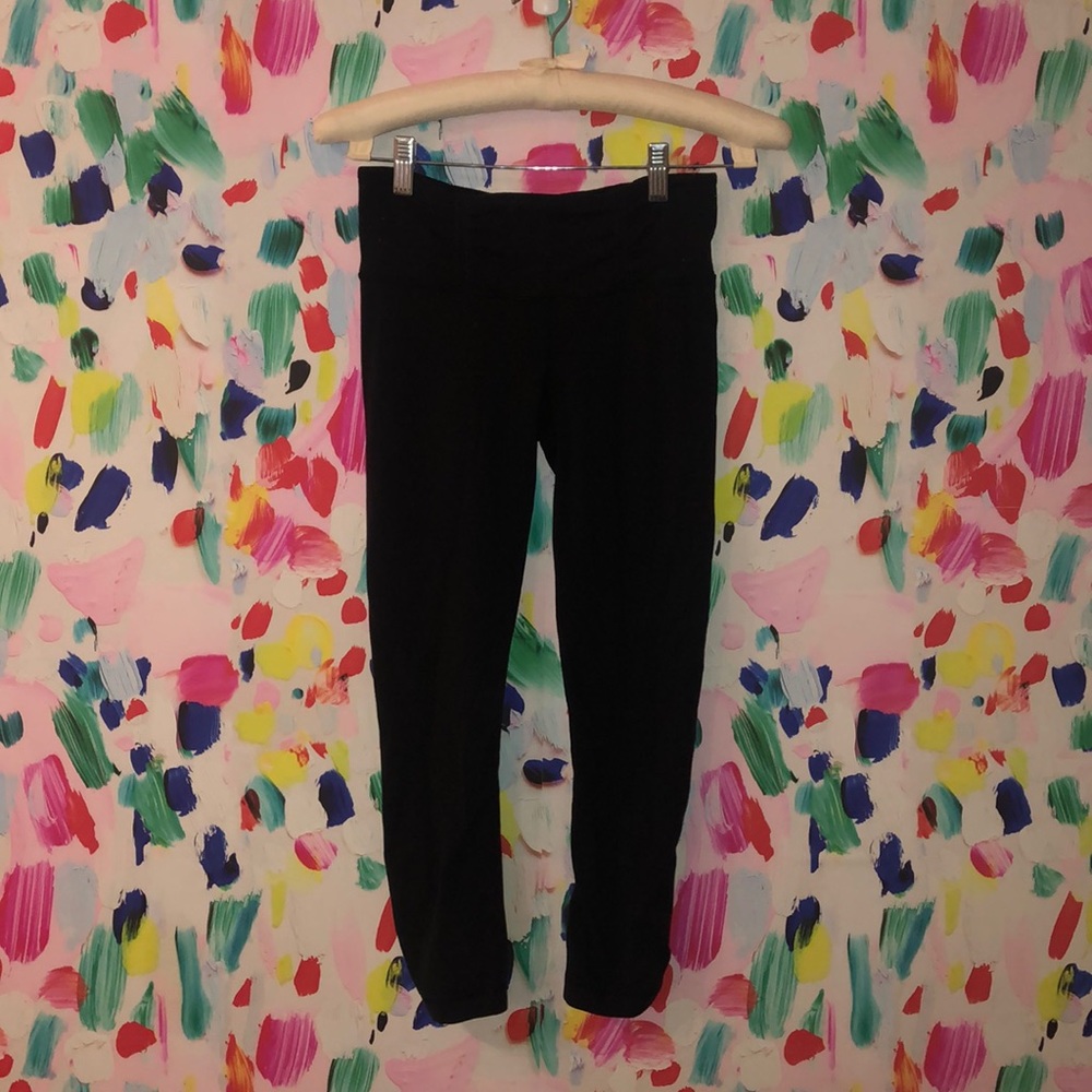 Lululemon Cropped Leggings Size 4 Black
